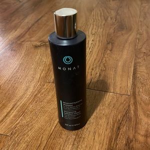 Brand New Monat Advanced Hydrating Shampoo